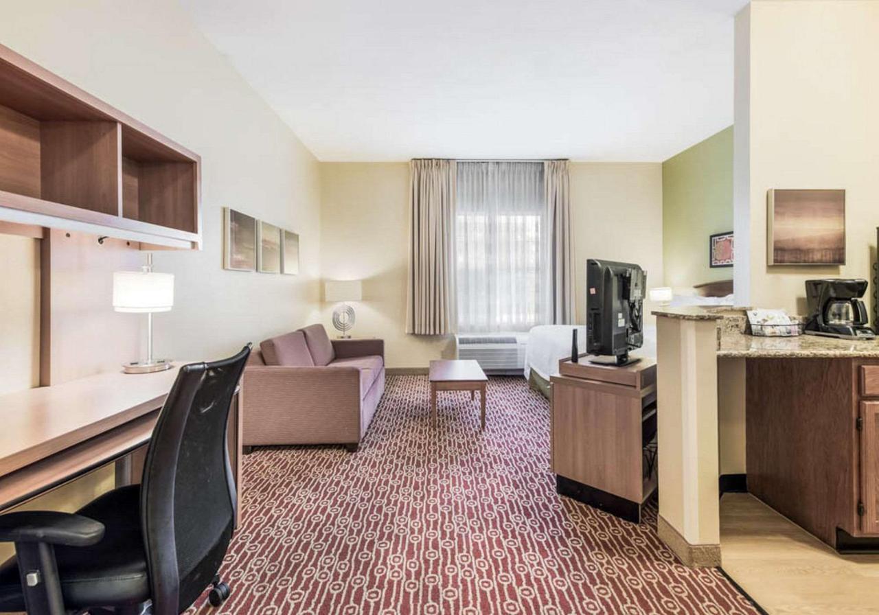 Birch Hills Suites - Blue Ash Luaran gambar