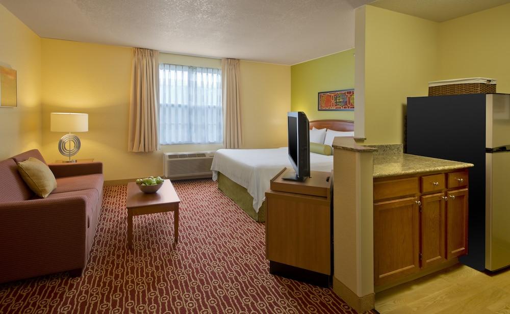 Birch Hills Suites - Blue Ash Luaran gambar
